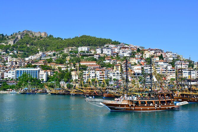3in1: Night Jeep Safari & Boat Tour & Dinner from Alanya - The 1.5-hour yacht cruise: swim stops, soap disco, and fire show