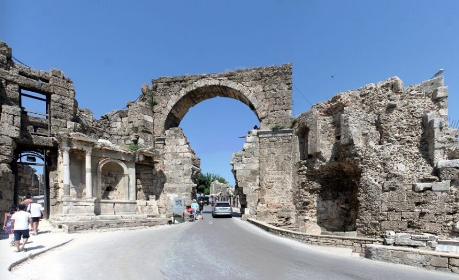 Alanya: Aspendos, Manavgat Waterfalls and City of Side Tour - Why the Apollo Temple works so well for first-timers