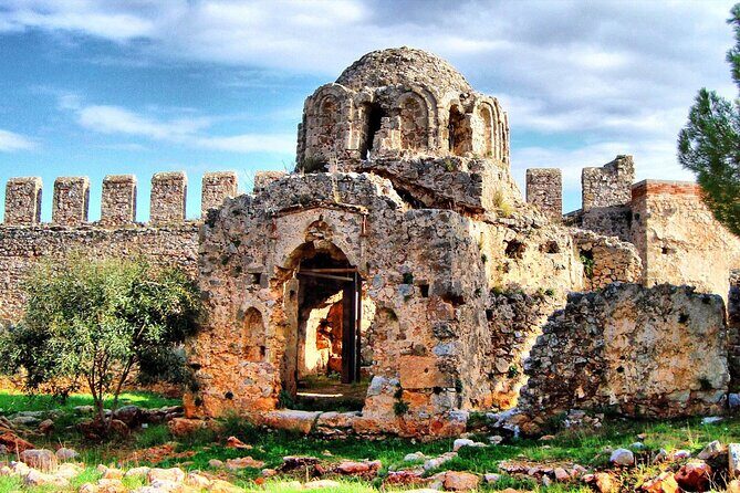 Alanya Cable Car, Red Tower, Castle Walk & Shipyard Tour - Alanya Castle: 13th-century walls and multiple ways to explore