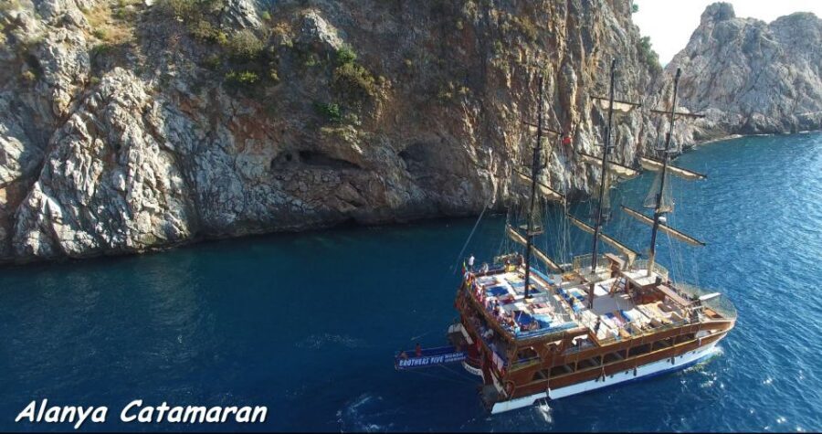 Alanya: Catamaran Boat Trip with Sunbathing and Swimming - Why This Catamaran Route Works for a Half-Day in Alanya