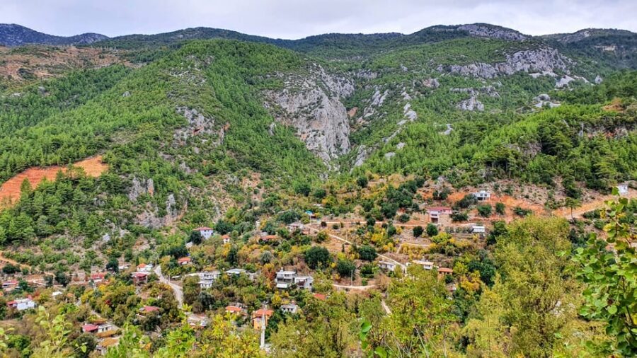 Alanya: Dim Cave and Dimçay River Adventure Tour - Oba Stream: the short waterfall stop that resets your mood