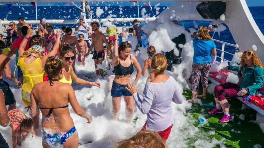 Alanya: Disco Boat Tour with Foam Party and Unlimited Drinks - Starcraft Alanya departure: where to meet and what starts right away