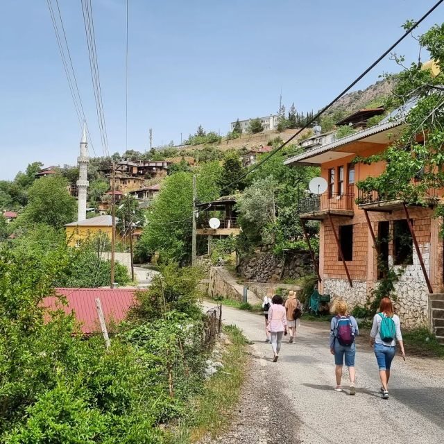 Alanya Family Jeep Safari: Scenic Adventure for All Ages - The Water-Fight Factor: Fun, Chaos, and Getting Wet