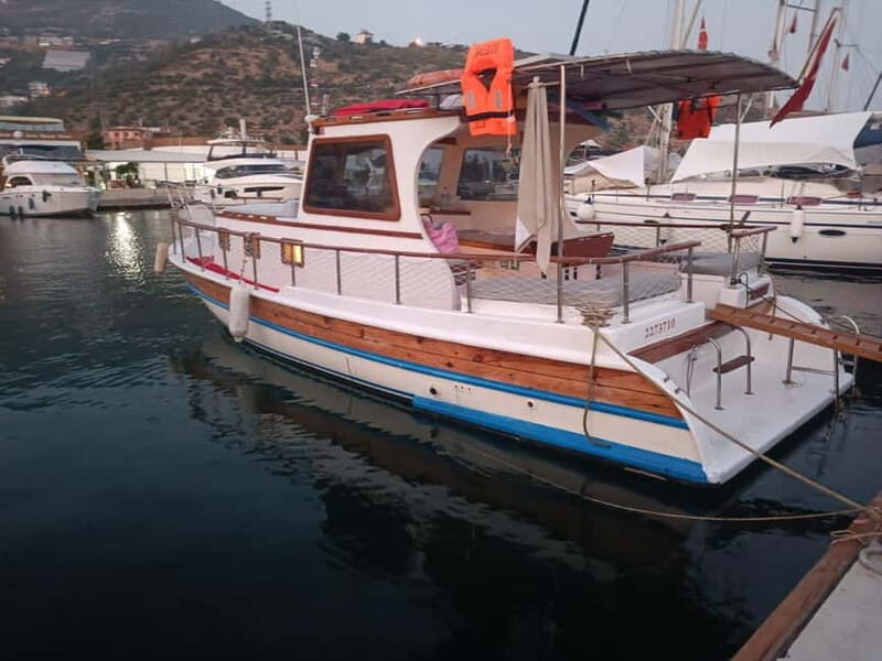 Alanya: Fishing Tour with Lunch and Hotel Transfers - Fishing gear included: what you’ll do once lines hit the water