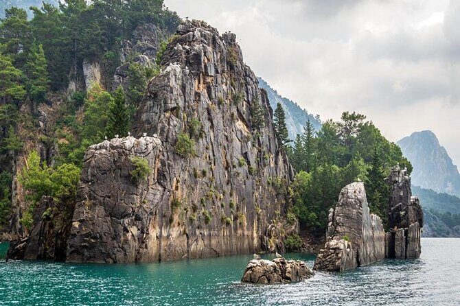Alanya Green Canyon Boat Trip With Lunch & Unlimited Soft Drinks - Wildlife watching and water battles: fun depends on your group vibe