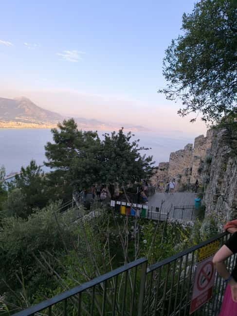 Alanya: Half Day City And Cable Car Tour To Castle And Cave - Alanya Viewpoint (Teras): finish with photos, then go easy