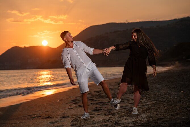 Alanya Holiday Photo Shoot – Families, Couples & Solo Travelers - Who this photo shoot suits best in Alanya