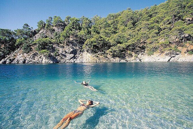 Alanya: Luxury Pirate Boat Tour with Foam Party - New Harbor lunch onboard: where the day slows down just enough