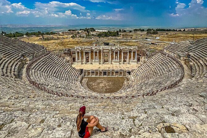 Alanya Pamukkale & Hierapolis Day Trip With Lunch - Hierapolis Comes Into Focus: Ruins, Roman Baths, and a Guided Read