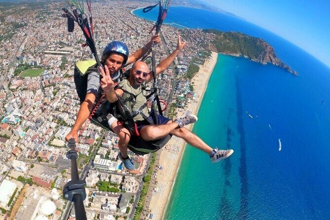 Alanya Paragliding Experience By Local Expert Pilots W/ Transfer - From your hotel to Yassı Tepe: the transfer that sets the tone