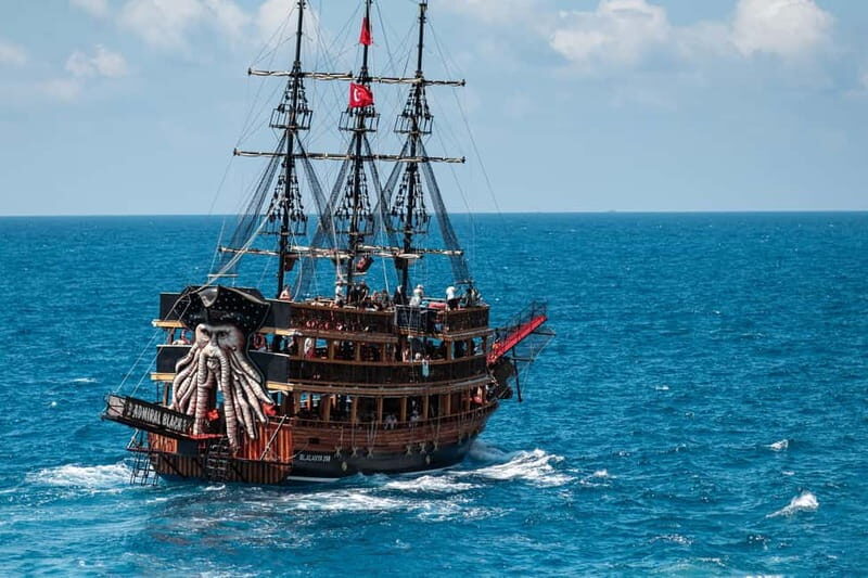 Alanya: Pirate Boat Trip with Lunch and Drinks - Phosphorus Cave: A Photo Stop That Still Feels Like an Adventure