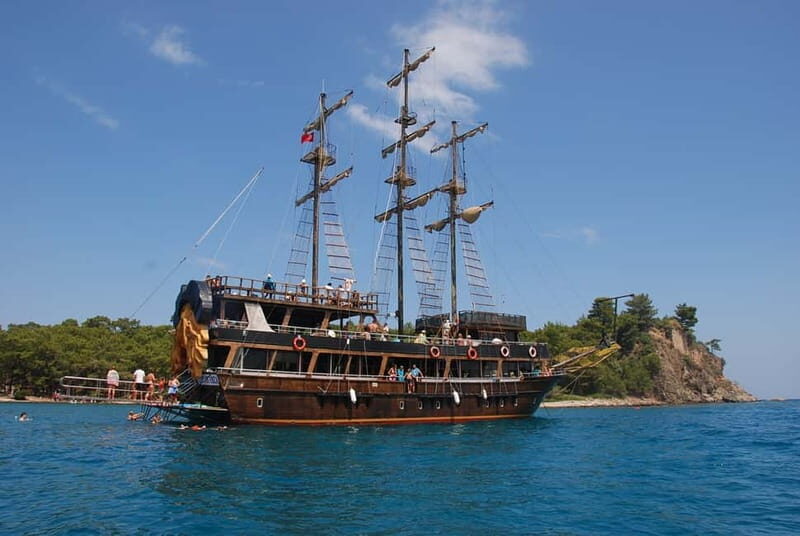 Alanya: Pirate Boat Trip with Meal, Drinks and Pickup Option - Why this Alanya pirate boat trip works as a half-day plan