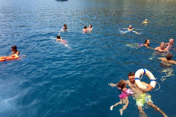 Alanya Pirate Boat Trip With Unlimited Drinks & Lunch - Lunch, Soft Drinks, and the Real Cost of “Unlimited”