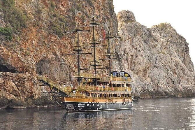 Alanya Pirate Boat Trip With Unlimited Drinks & Lunch - Who This Pirate Boat Trip Is Best For
