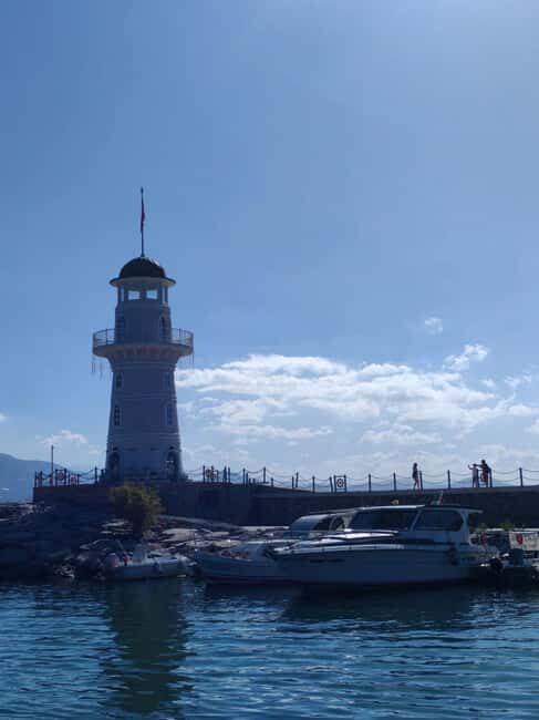Alanya: Pirate Boat with Lunch and Unlimited Drinks - Should You Book This Alanya Pirate Boat Tour?