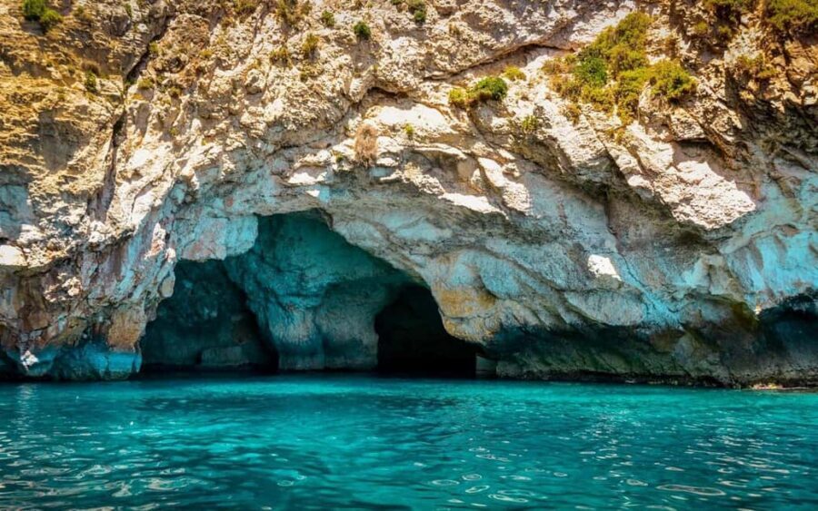 Alanya Pirate Cruise: Swim, Lunch & Unlimited Soft +Transfer - The boat experience: comfy enough for a full water day