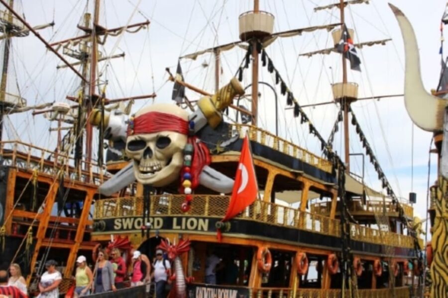 Alanya: Pirate Ship Cruise with Food and Swimming Stops - The Pirate Ship Cruise Experience (And What Makes It Fun)