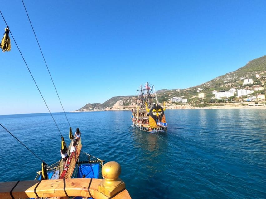 Alanya: Pirates Boat Trip with Lunch and Hotel Pickup - Cave Stops by Boat: The Short Ones That Still Feel Like Adventure