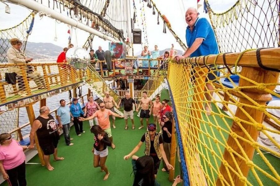 Alanya: Pirates Boat Trip with Lunch and Hotel Pickup - Short Transfers and Timing: The 5-Hour Reality