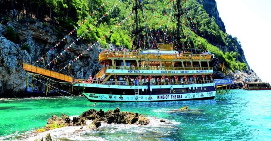 Alanya: Pirates Boat Trip with Lunch and Hotel Pickup - Hotel Pickup and Dock Time: Easy Start, Less Stress