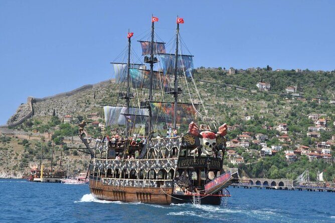Alanya: Pirates Yacht Tour with Lunch and Soft Drinks - Key Points You’ll Feel Right Away