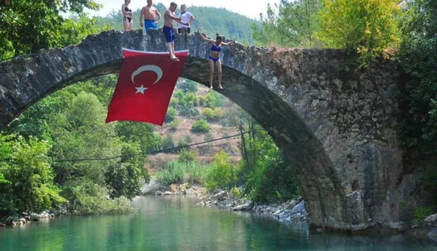 Alanya: Sapadere and Dwarves Cave Waterfall Tour with Lunch - Cüceler Cave exploration: free time, plus one extra thing to plan