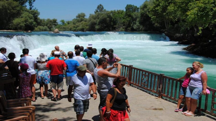Alanya/Side: Manavgat River & Waterfall, Boat Tour, & Bazaar - Guides and small moments: what the guide support adds to the day