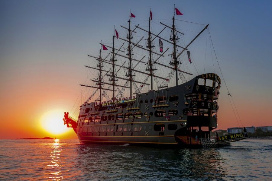 Alanya: Sunset Cruise and Party Boat - What to bring for a smooth sunset cruise