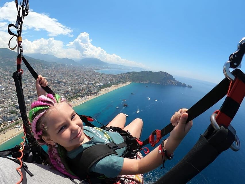 Alanya: Tandem Paragliding Flight to Cleopatra Beach - Getting to the Taurus Mountains Base: Pickup, Meeting Point, and the Pre-Flight Calm