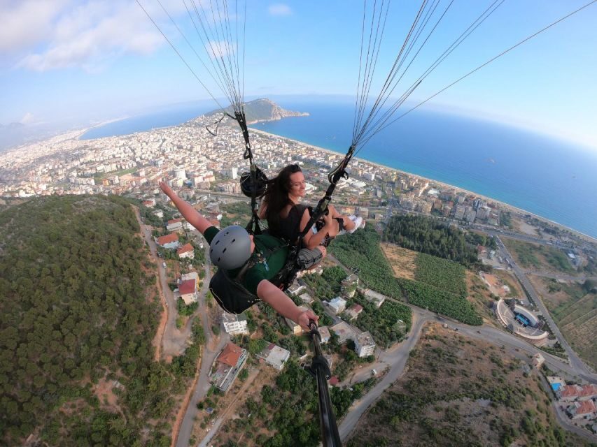 Alanya: Tandem Paragliding from 700m with Meeting or Pick Up - The bus ride and the pre-flight stretch (what the day feels like)