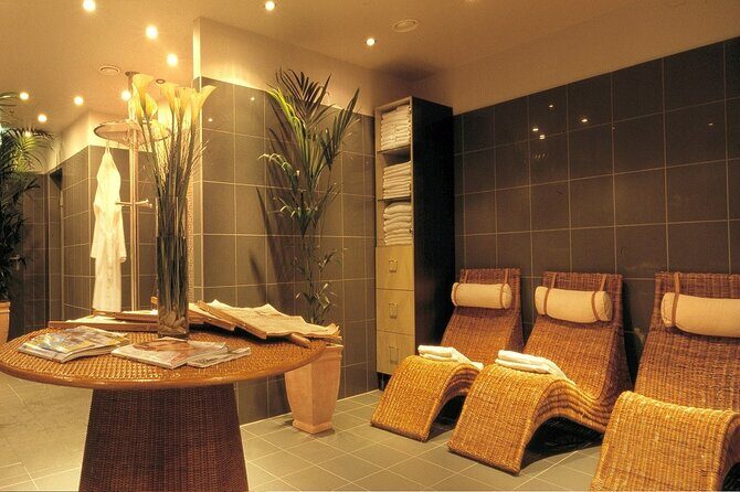 Alanya Turkish Bath and Spa Treatment with hotel transfer - The big moment: peeling scrub and the 20-minute aroma oil massage