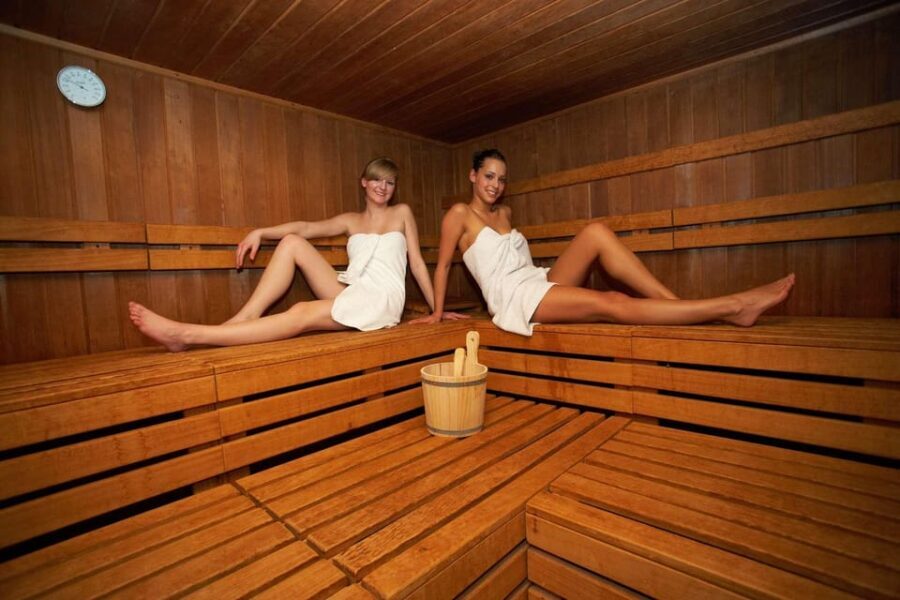 Alanya: Turkish Bathhouse and Spa Experience with Massage - Kese mitt scrubbing and foam massage: the main event