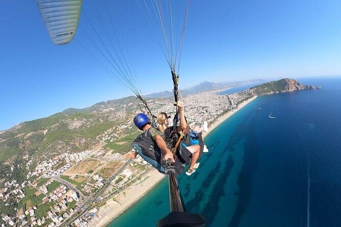 Antalya Alanya Paragliding Takeoff From 700 Meters - Gear, water, and the small comforts that matter before you launch