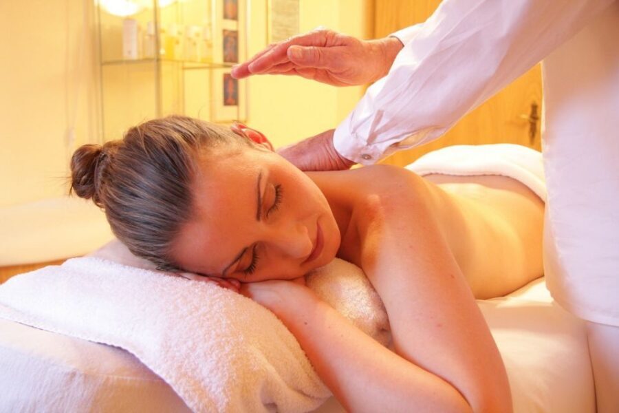 Antalya: Hammam Turkish Bath Expereince with Transfer Option - First Step: Locker Time, Towel Wrap, and the Steam Warm-Up