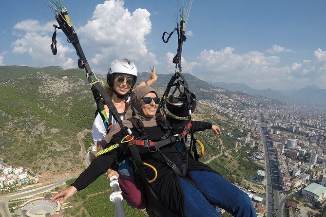 Halal Tandem Paragliding With Licensed Woman Pilot in Alanya - Timing and group size: how a 3-hour outing fits together