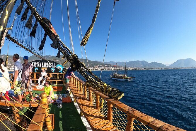 Pirate Boat Tour in Alanya: A Relaxing Day Out with Lunch - How the Day Flows: Pickup, Port Time, and Your First Sails