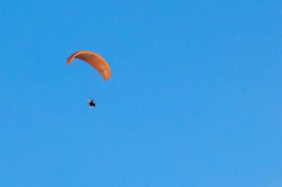Tandem Paragliding in Alanya - Price and value: getting a licensed pilot plus transfers for $80