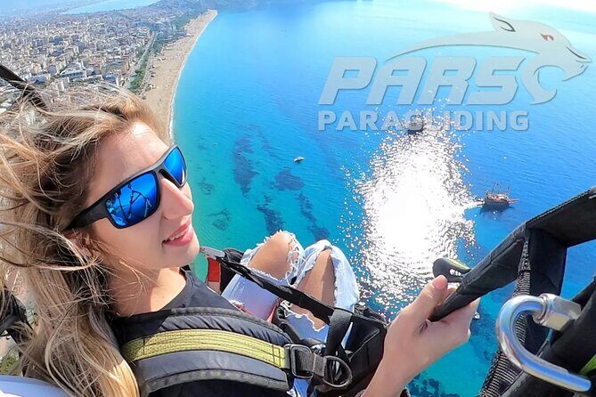 Tandem Paragliding in Alanya with Professional Licensed Pilots - Takeoff and landing: the part you should watch (and relax through)