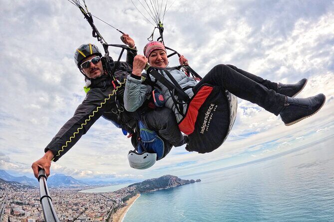 Tandem Paragliding in Alanya with Professional Licensed Pilots - Who should do tandem paragliding here (and who should think twice)